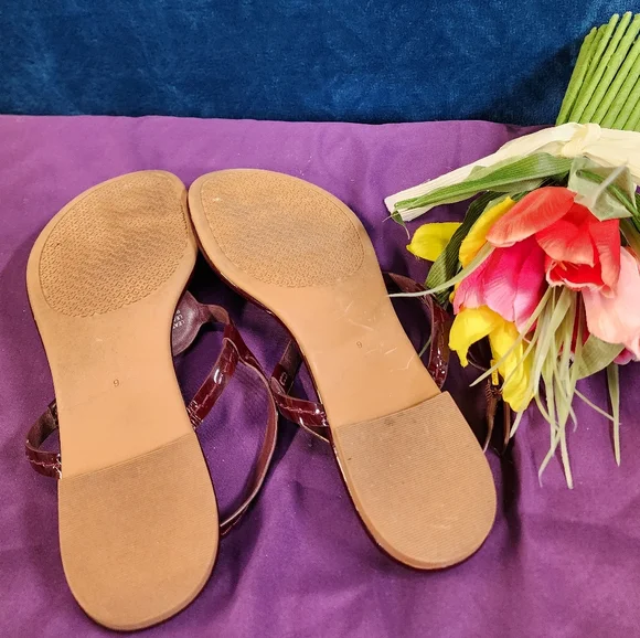 🔹️FINAL SALE 🔹️Tory burch sandals - Picture 3 of 3